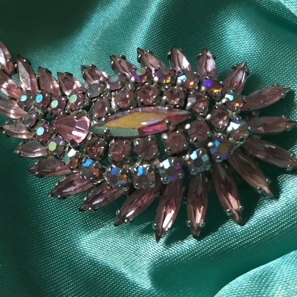 Sherman Brooch. - Picture 7 of 10
